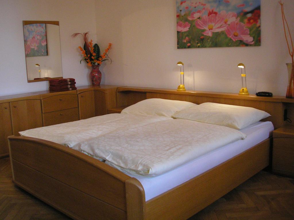 Apartment Riverside - River View Pressburg Zimmer foto